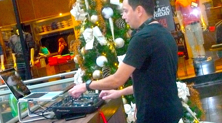 Black Friday Shopping Crystal - 28 de Nov. 2015